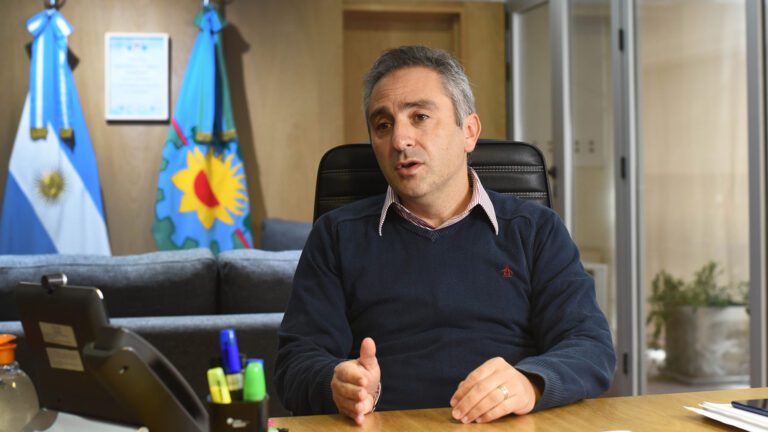 Andrés «Cuervo» Larroque le respondió a Rodríguez Larreta: «Los que amenazaron y cumplieron son ellos». Andrés «Cuervo» Larroque le respondió a Rodríguez Larreta: «Los que amenazaron y cumplieron son ellos».