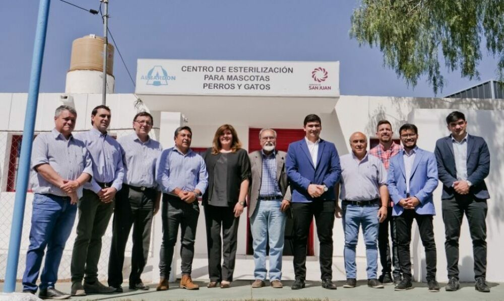 c66b6db54f7b7569bfcd02fe3314c46b_XL