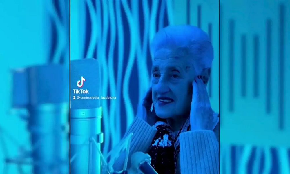 ancianos tik tok