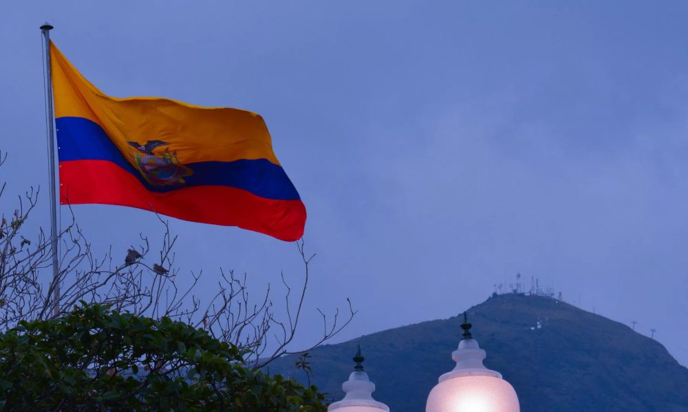Ecuador Bandera.1000x600