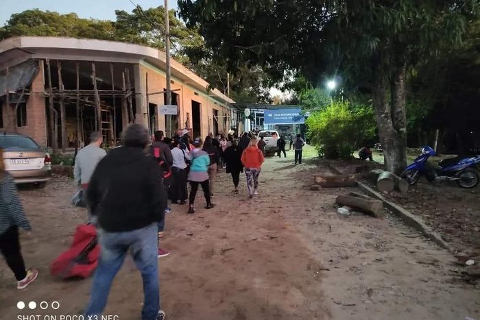 908535-puerto-20de-20chalanasa