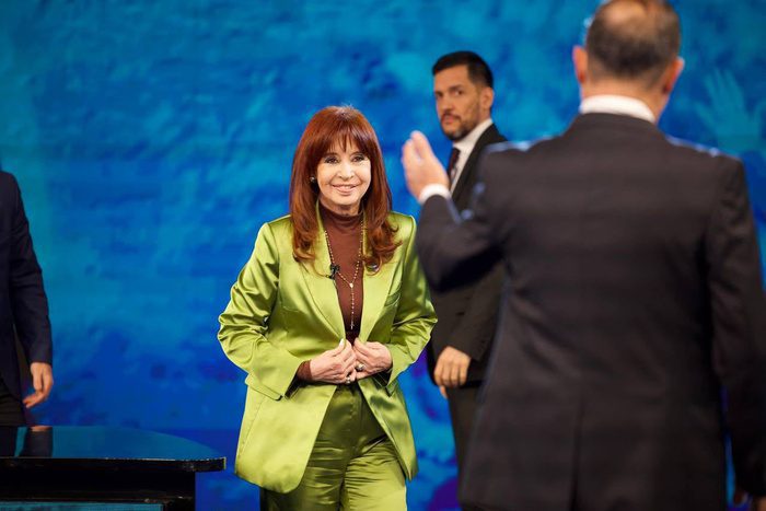 Cristina Kirchner: “Voy a ser candidata a diputada en la tercera sección electoral” Cristina Kirchner: “Voy a ser candidata a diputada en la tercera sección electoral”