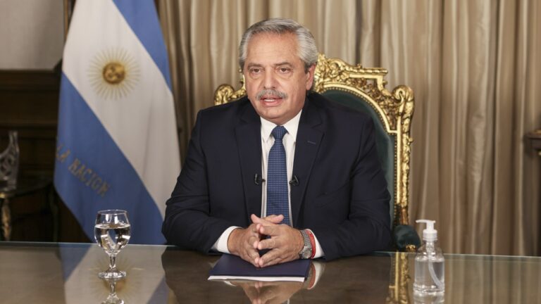 Cadena nacional del Presidente sobre la pandemia. Cadena nacional del Presidente sobre la pandemia.