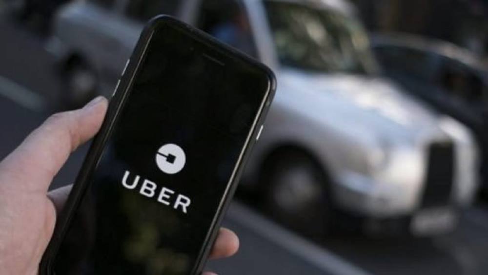 Los conductores de Uber recibirán un salario mínimo y vacaciones pagas. Los conductores de Uber recibirán un salario mínimo y vacaciones pagas.