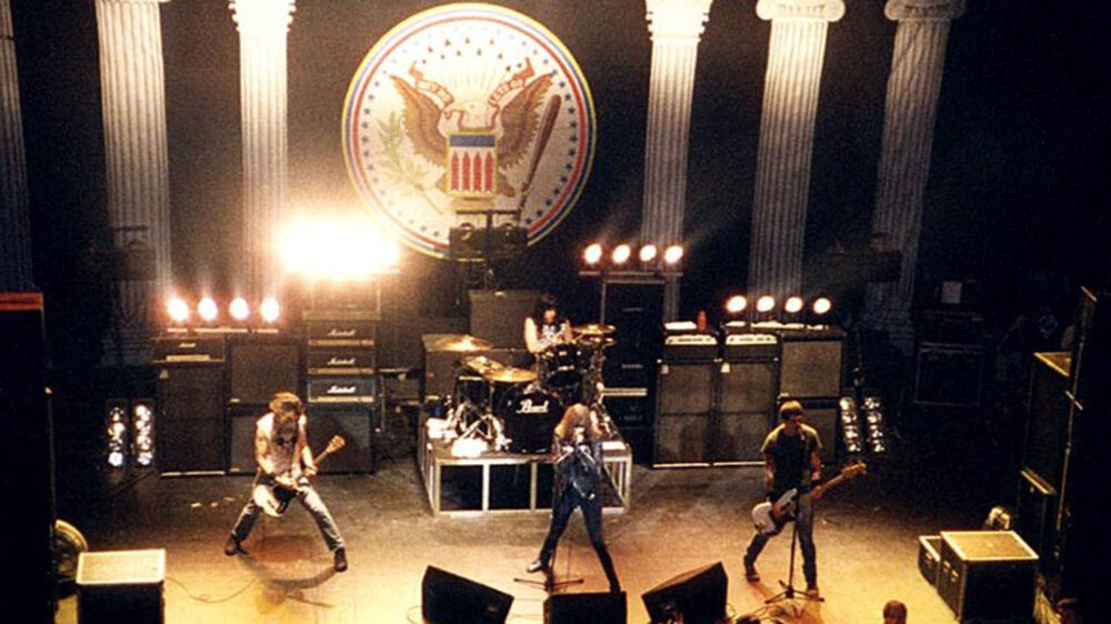 ¡Adiós Amigos! El recuerdo del último concierto de Ramones en Argentina. ¡Adiós Amigos! El recuerdo del último concierto de Ramones en Argentina.