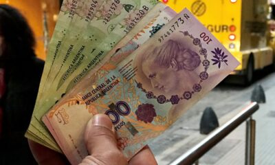 La devaluación del peso será menor que la inflación.