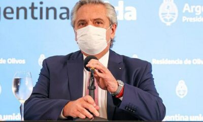 Alberto Fernández ordenó sacar las vallas de Olivos.