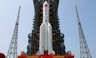 China puso en órbita el módulo central de su estación espacial.