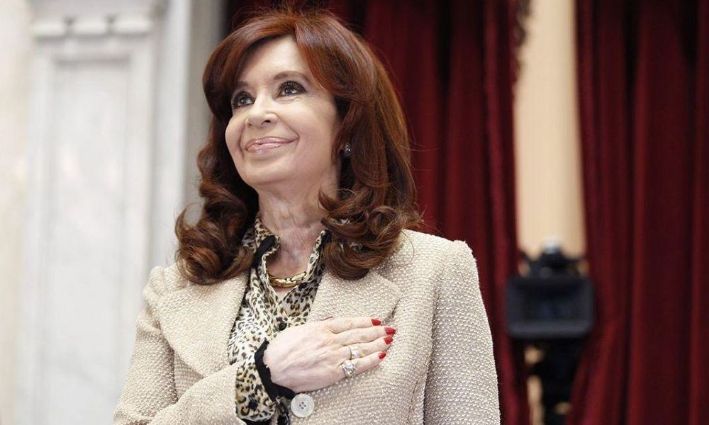 Cristina Kirchner renunció a su sueldo como vicepresidenta. Cristina Kirchner renunció a su sueldo como vicepresidenta.