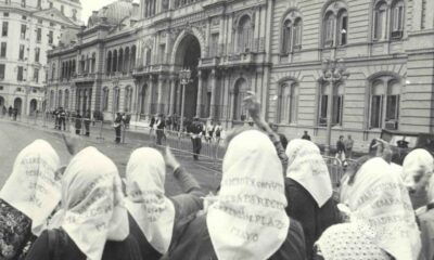A 44 años de la primera ronda de las Madres de Plaza de Mayo.