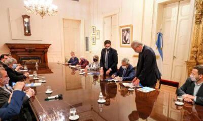 Paritarias: Docentes y no docentes universitarios tendrán un aumento del 35%.