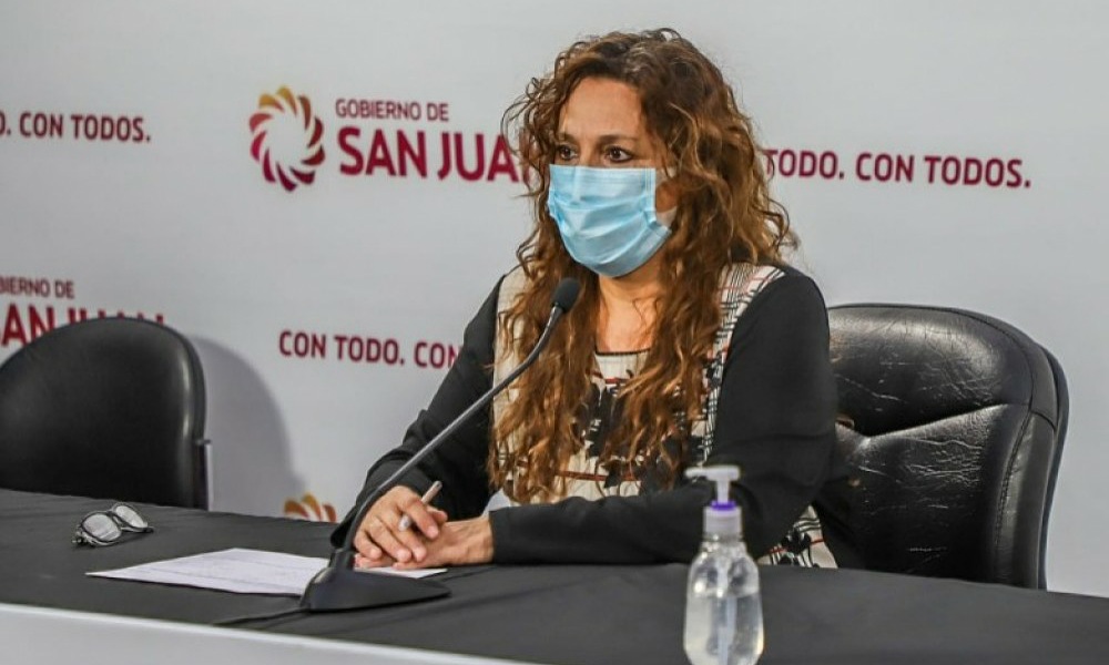 Mónica Jofré: “podemos pensar que si hay muchas personas que se contagiaron de las nuevas variantes” Mónica Jofré: “podemos pensar que si hay muchas personas que se contagiaron de las nuevas variantes”