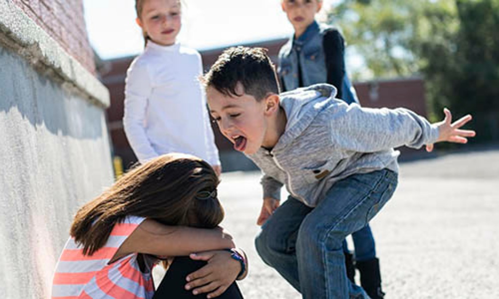 Bullying: ¿Cómo actuar cuando tu hijo/a es el/la agresor/a?. Bullying: ¿Cómo actuar cuando tu hijo/a es el/la agresor/a?.