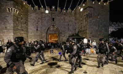 Fuerte represión a palestinos en Jerusalén y polémica marcha israelí.