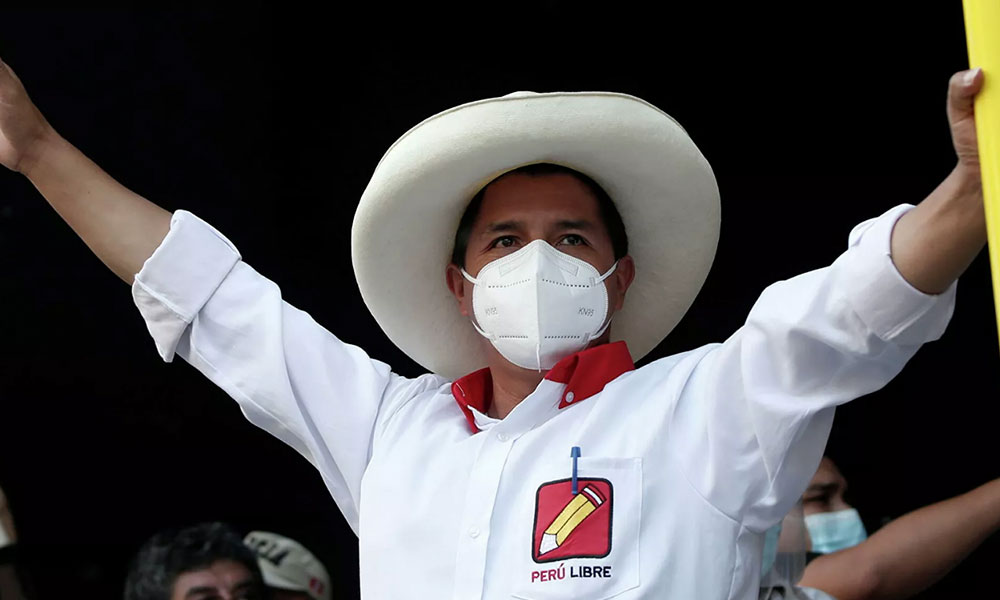 El candidato a la presidencia de Perú Pedro Castillo ya negocia compra de vacuna Sputnik V.
