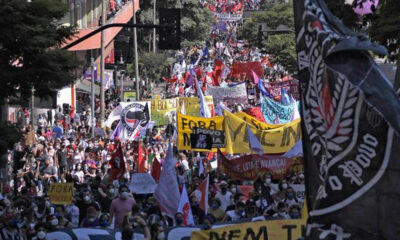 Brasil: masivas protestas contra Bolsonaro por el manejo de la pandemia.