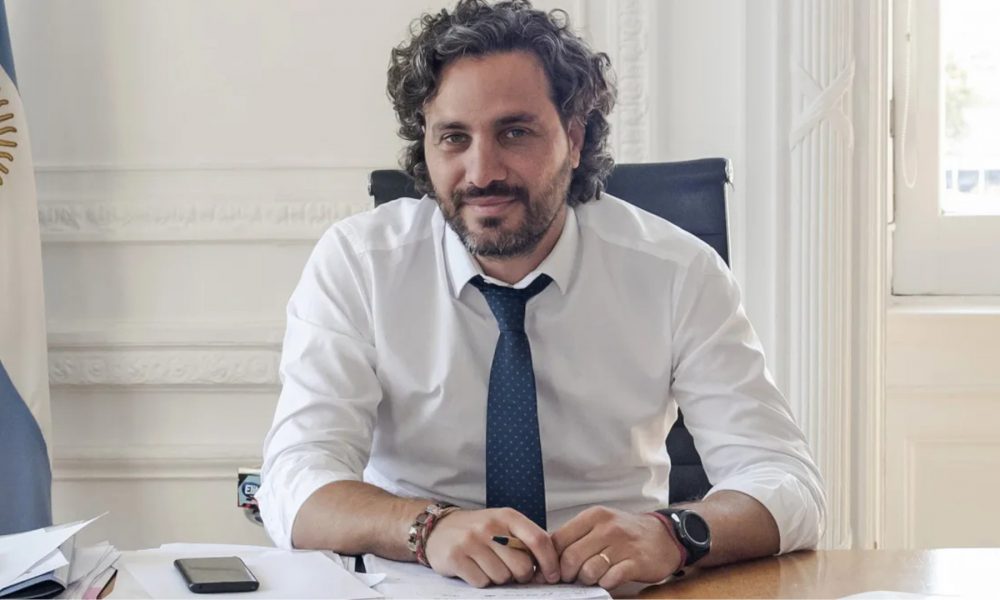 Santiago Cafiero le respondió a Mauricio Macri: «Fundía el país y se iba a mirar series». Santiago Cafiero le respondió a Mauricio Macri: «Fundía el país y se iba a mirar series».