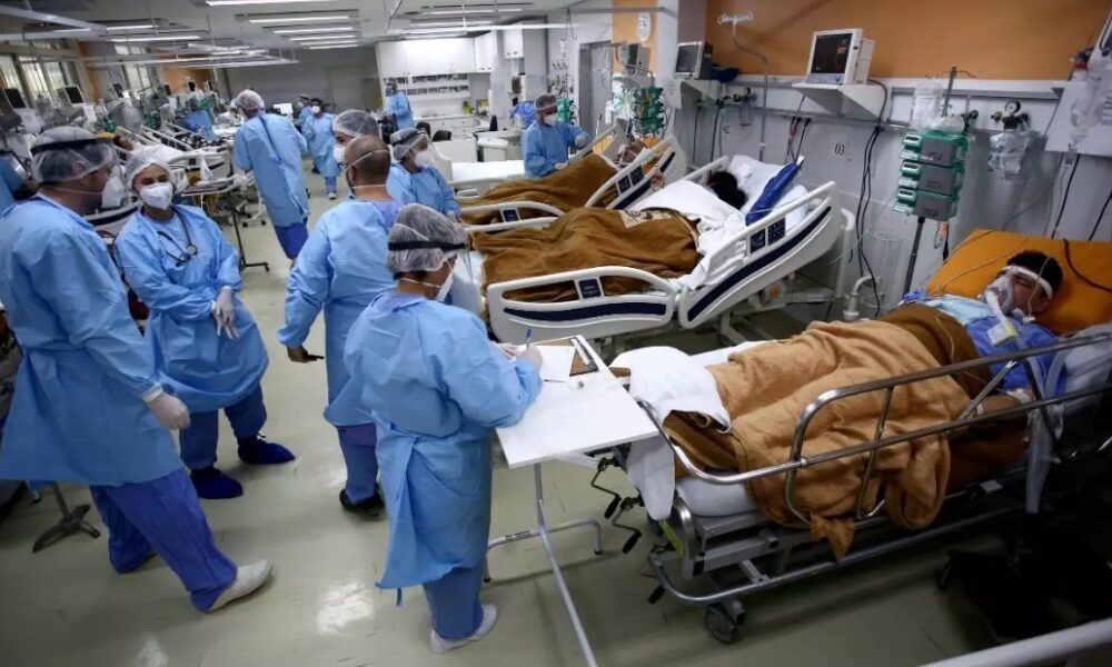 Argentina es el tercer país con más pacientes con coronavirus internados en terapia intensiva. Argentina es el tercer país con más pacientes con coronavirus internados en terapia intensiva.