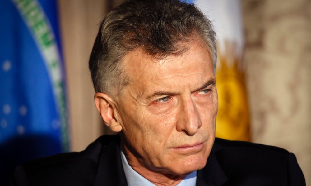 La Oficina Anticorrupción denunció a Mauricio Macri por enriquecimiento ilícito. La Oficina Anticorrupción denunció a Mauricio Macri por enriquecimiento ilícito.
