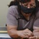 Margarita Sánchez, la tejedora jachallera en el Ciclo de microentrevistas del Museo Franklin Rawson.
