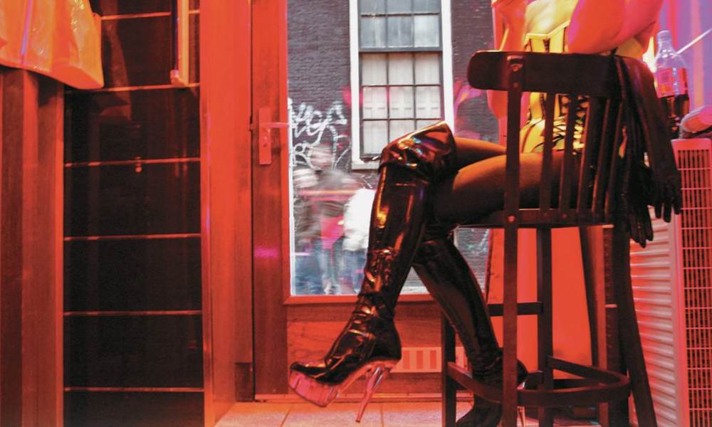 España: reconoce el derecho a las trabajadoras sexuales de sindicalizarse. España: reconoce el derecho a las trabajadoras sexuales de sindicalizarse.