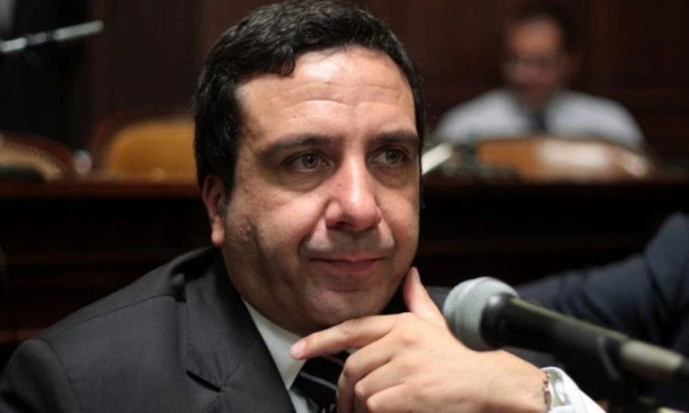 Un diputado del PRO quiere prohibir el uso del lenguaje inclusivo. Un diputado del PRO quiere prohibir el uso del lenguaje inclusivo.