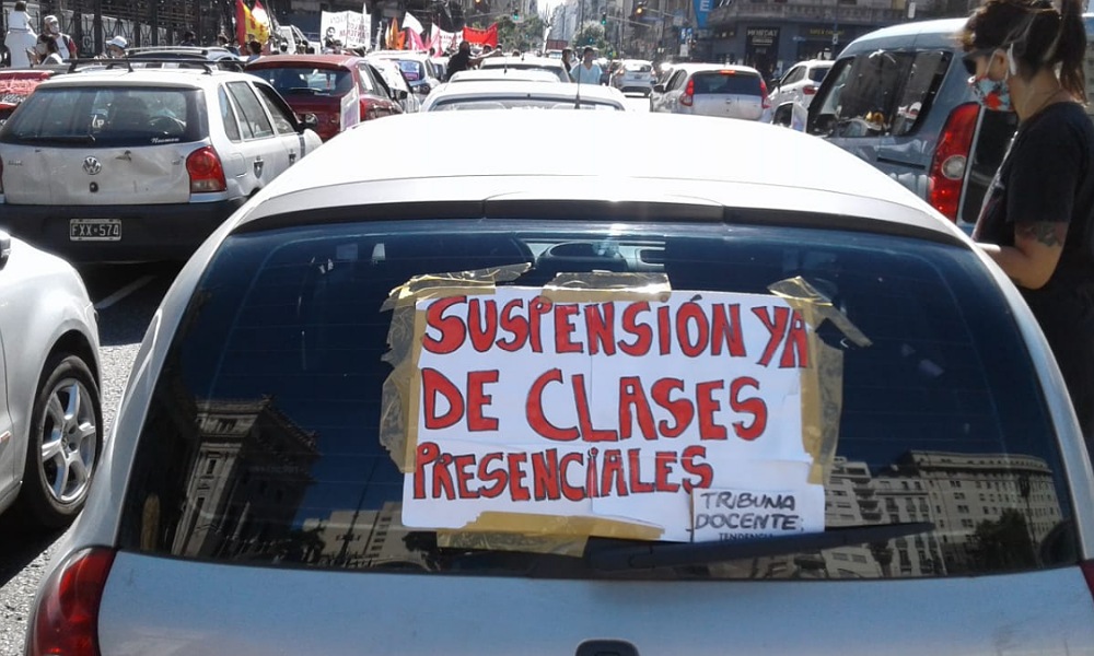 Agrupaciones docentes convocan a un bocinazo en contra de la presencialidad. Agrupaciones docentes convocan a un bocinazo en contra de la presencialidad.