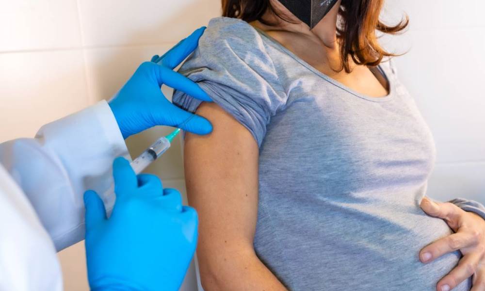 COVID-19: pueden inscribirse para la vacunación todas las embarazadas y madres en periodo de lactancia. COVID-19: pueden inscribirse para la vacunación todas las embarazadas y madres en periodo de lactancia.