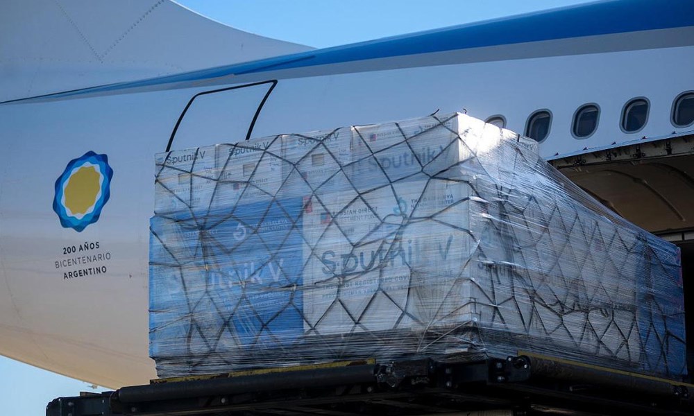 Llegarón dosis de Sputnik V y Argentina supero las 25,7millones de vacunas recibidas. Llegarón dosis de Sputnik V y Argentina supero las 25,7millones de vacunas recibidas.
