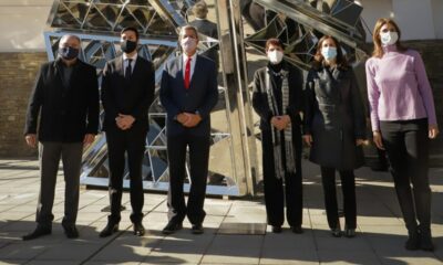 Inauguraron «Caleidoscopio», la escultura que distingue al Museo de Bellas Artes Franklin Rawson.