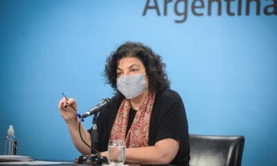 Carla Vizzotti habló sobre la polémica de los penes de madera y agradeció la «inesperada difusión».