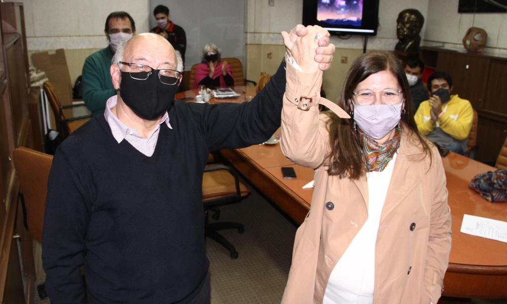Tadeo Berenguer y Analía Ponce son las nuevas autoridades máximas de la UNSJ. Tadeo Berenguer y Analía Ponce son las nuevas autoridades máximas de la UNSJ.