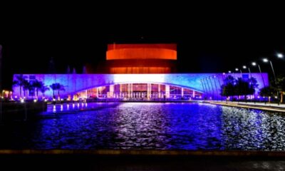 San Juan iluminan edificios icónicos para conmemorar el 9 de Julio.
