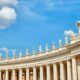 Un Cardenal italiano entre las 10 personas acusadas por el Vaticano en el caso histórico de malversación de fondos, lavado de dinero y extorsión.
