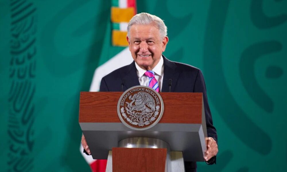 México: López Obrador destaca el gesto de Cristiano Ronaldo contra Coca Cola. México: López Obrador destaca el gesto de Cristiano Ronaldo contra Coca Cola.