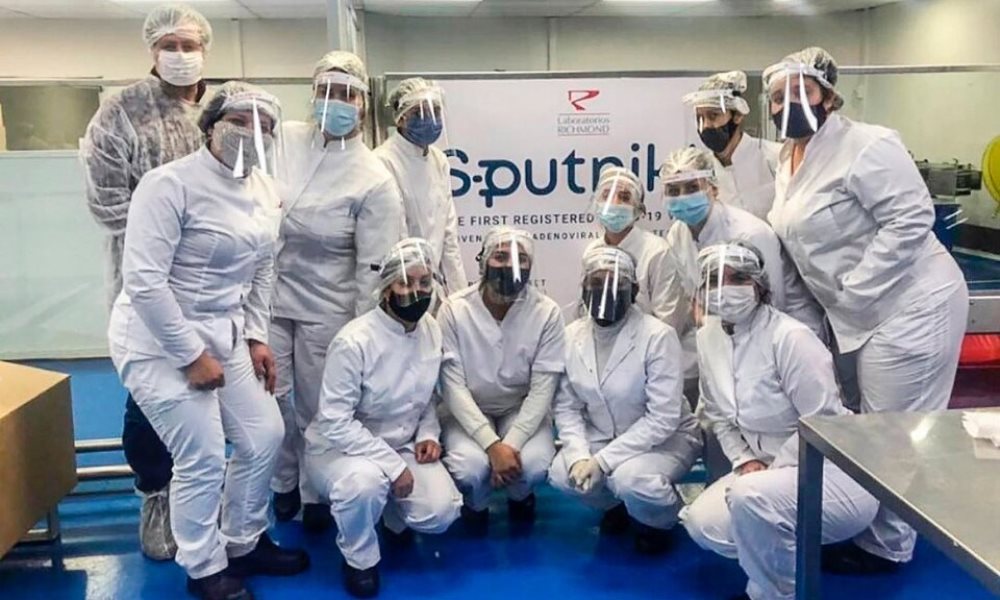 A partir del lunes estarán disponibles un millón de segundas dosis Sputnik V producidas en la Argentina. A partir del lunes estarán disponibles un millón de segundas dosis Sputnik V producidas en la Argentina.