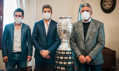 El presidente de la AFA trajo la Copa América a San Juan, como promesa a la Difunta a Correa.