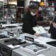 Paritarias de empleados de comercio: aumento del 9%, bono y revisión salarial en enero.