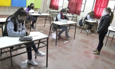 La página para cubrir cargos docentes tuvo un problema de servidor, pero ya está solucionado.