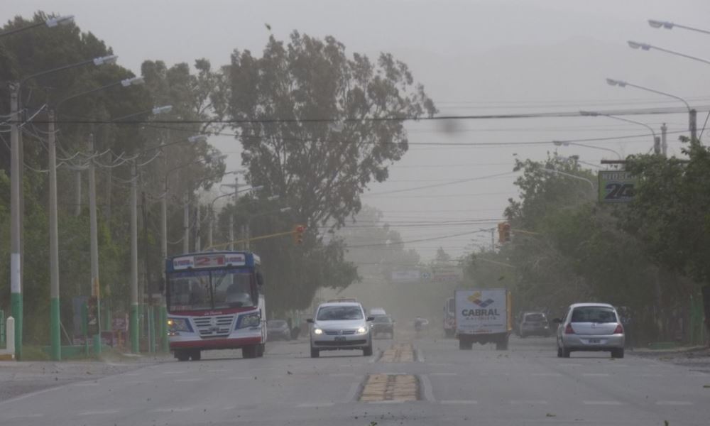 Alerta metereológica: el viento zonda continúa. Alerta metereológica: el viento zonda continúa.