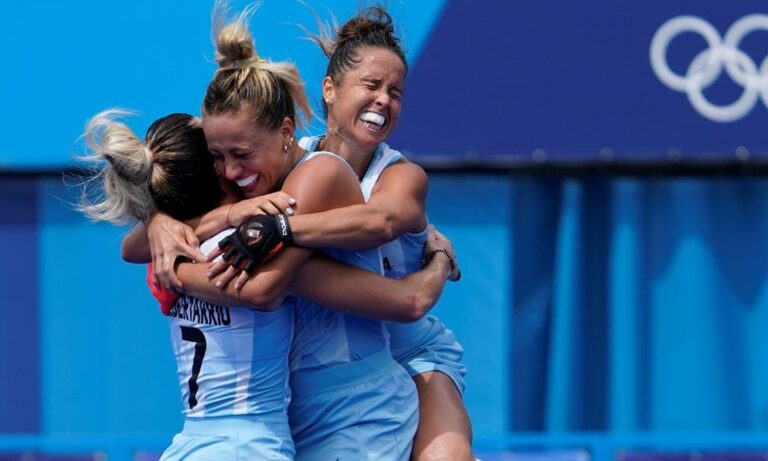 JJOO: Las Leonas vencieron a Alemania, esperan ganarle a India el miércoles y su entrenador advirtió: «Le pusimos garra y concentración». JJOO: Las Leonas vencieron a Alemania, esperan ganarle a India el miércoles y su entrenador advirtió: «Le pusimos garra y concentración».