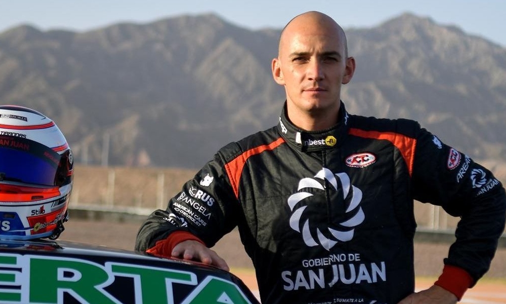 Testimonio de Della Motta: El piloto sanjuanino se probó en San Nicolás y espera a que se anuncie el próximo debut. Testimonio de Della Motta: El piloto sanjuanino se probó en San Nicolás y espera a que se anuncie el próximo debut.