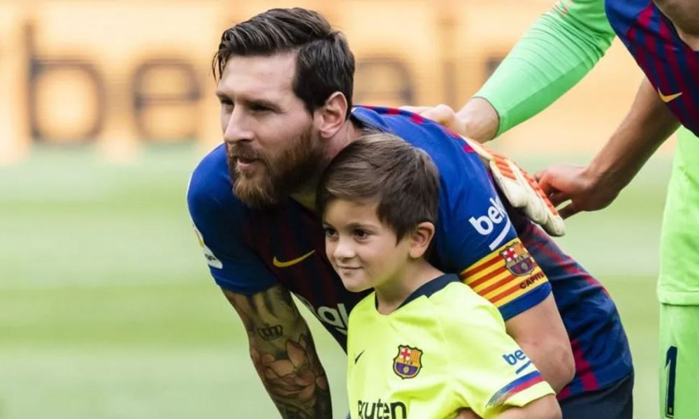 Un hincha se burló de Messi y… ¡Thiago le contestó! Un hincha se burló de Messi y… ¡Thiago le contestó!