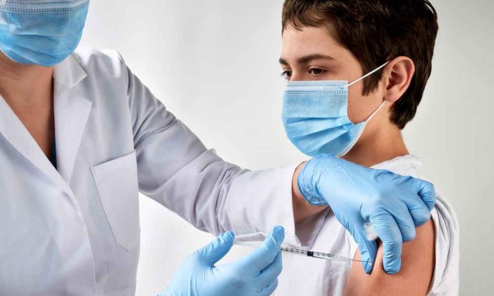 COVID-19: se abrió la inscripción para vacunar a adolescentes de 17 años sin comorbilidades. COVID-19: se abrió la inscripción para vacunar a adolescentes de 17 años sin comorbilidades.