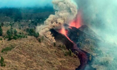Alerta en España: Entró en erupción el volcán Cumbre Vieja en las Islas Canarias.