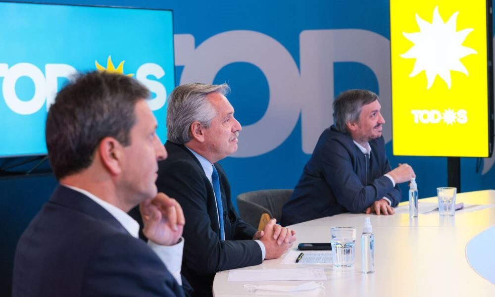Allende y Aubone se reunieron con todos los precandidatos del FdT del país. Allende y Aubone se reunieron con todos los precandidatos del FdT del país.