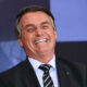 Bolsonaro tuvo que comer pizza en la vereda en Nueva York por no estar vacunado.