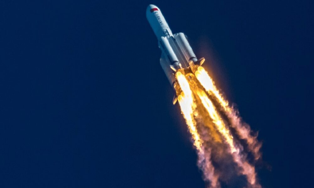 China planea construir una nave espacial de un kilómetro de largo. China planea construir una nave espacial de un kilómetro de largo.