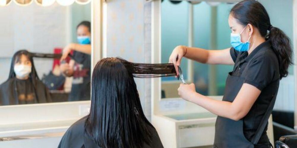 Una peluquería pagará una millonaria multa por un corte de cabello mal hecho. Una peluquería pagará una millonaria multa por un corte de cabello mal hecho.