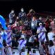 El goleador de Los Murciélagos fue el abanderado de Argentina en la ceremonia de clausura.